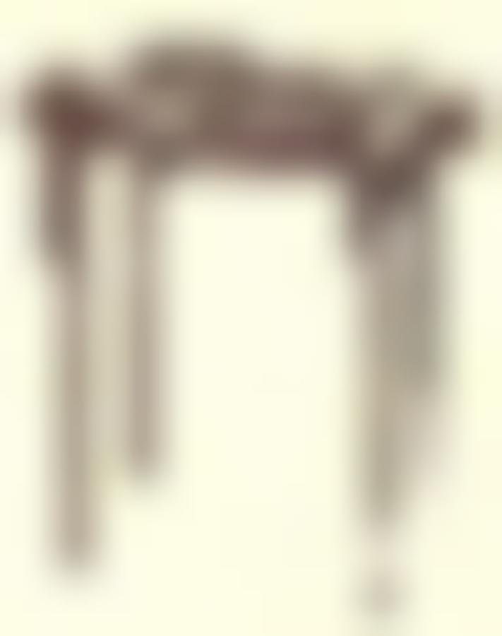 Pedestal table